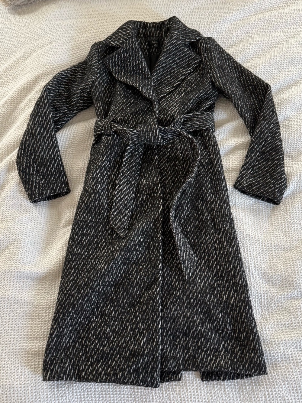 Lulu's Black & White Textured Belted Long Robe Coat